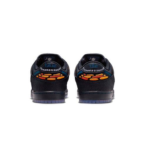 NIKE SB DUNK LOW PRO QS BLUE TILE - BLACK / MARINA - WHITE - CMPFR ORNG