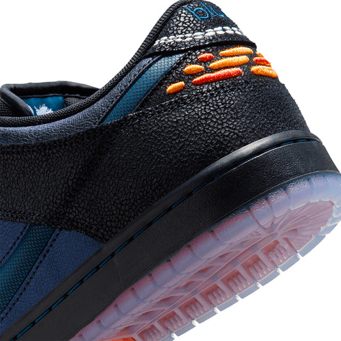 NIKE SB DUNK LOW PRO QS BLUE TILE - BLACK / MARINA - WHITE - CMPFR ORNG