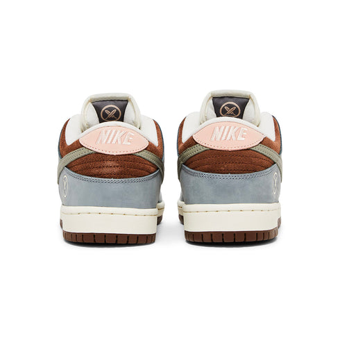 Nike Sb Dunk Low Pro Qs Yuto Wolf Grey / Iron Grey-Sail