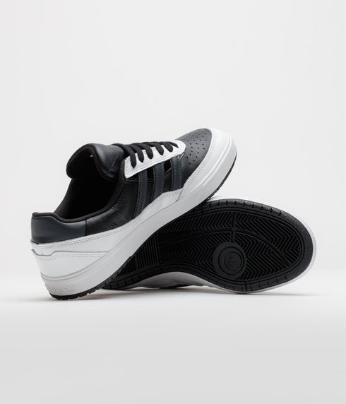 Adidas Tyshawn II - Core Black / Carbon / Cloud White - Streetart.fr