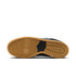 Nike SB Dunk Low Pro - Black / White / Black -Gum Light Brown - Streetart.fr