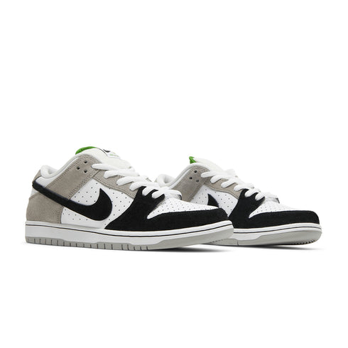 Nike SB Dunk Low Pro Chlorophyll Medium Grey / Black White - Streetart.fr