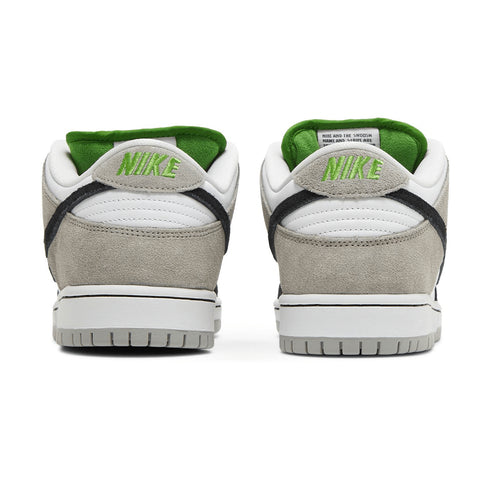 Nike SB Dunk Low Pro Chlorophyll Medium Grey / Black White - Streetart.fr