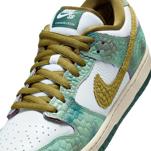 Nike Sb Dunk Low Pro Qs Alexis Sablone - Oil Green / Desert Moss - White - Streetart.fr