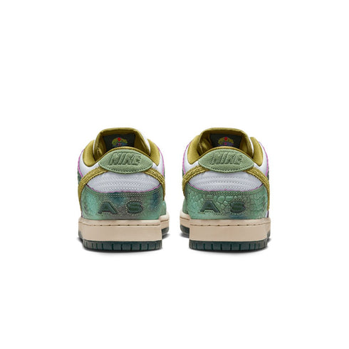 Nike Sb Dunk Low Pro Qs Alexis Sablone - Oil Green / Desert Moss - White - Streetart.fr