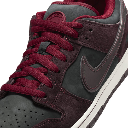 Nike Sb Dunk Low Pro Qs Riot Skateshop Mahogany / Dark Beetroot - Team Red - Streetart.fr