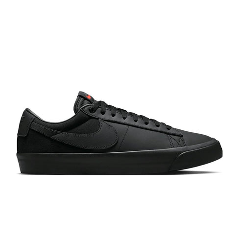 Nike Sb Zoom Blazer Low Pro Gt Iso Black / Black - Black - Black - Streetart.fr