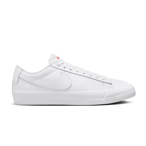 Nike Sb Zoom Blazer Low Pro Gt Iso - White / White - White - White - Streetart.fr