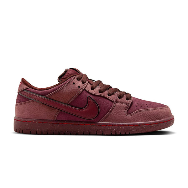 Nike Sb Dunk Low Pro Prm City Of Love - Burgundy Crush / Dark Team Red-Earth - Streetart.fr
